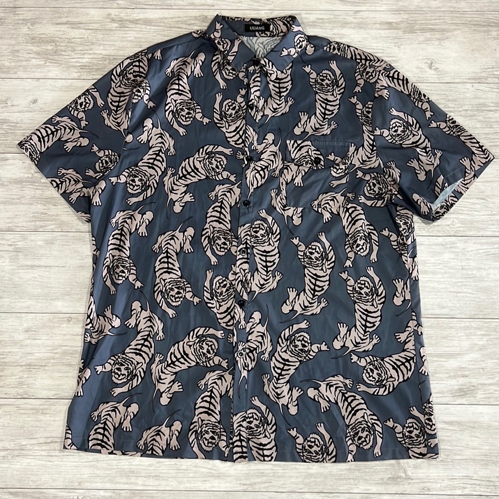 Tiger S/S Button-Up - Picture 4 of 6